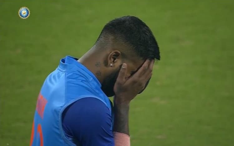 IND vs SL: मैच खत्म होने से पहले हार्दिक पांड्या ने किया कुछ ऐसा, फैंस ने जमकर किया ट्रोल, PHOTO वायरल