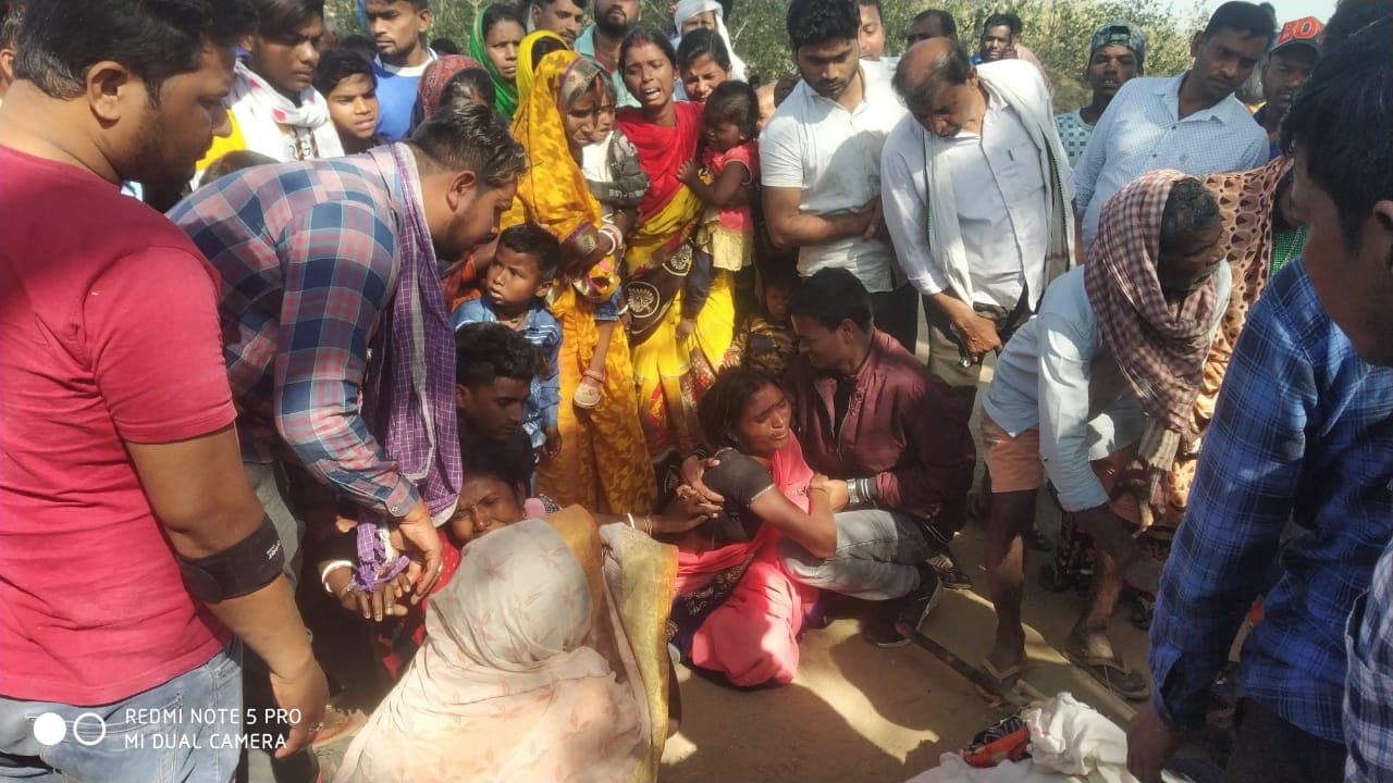 Jharkhand News : लकड़ी चुनने जंगल गयी महिला को हाथियों ने कुचलकर मार डाला, ढूंढने निकले युवक की भी हाथियों ने ले ली जान, दहशत में हैं हजारीबाग के ग्रामीण