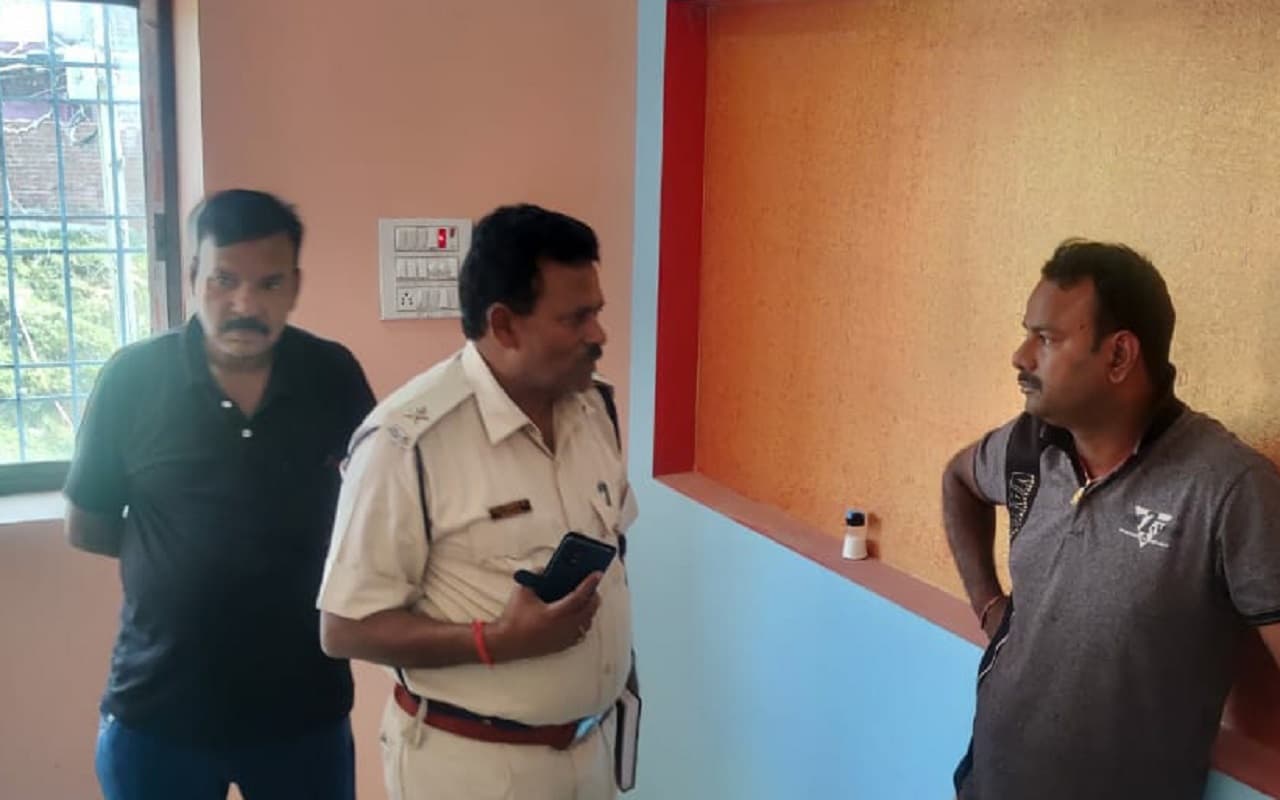 धनबाद के रिकवरी एजेंट पर हजारीबाग में चली गोली, बाल-बाल बचे, गैंगस्टर प्रिंस खान गिरोह के खिलाफ केस दर्ज