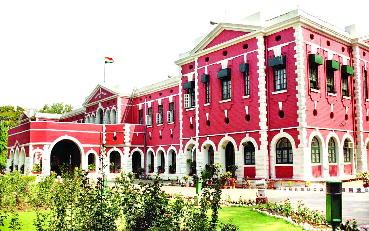 6th JPSC मामले में झारखंड हाईकोर्ट ने प्रार्थियों से पूछा- आयोग द्वारा आवंटित कैडर कैसे गलत