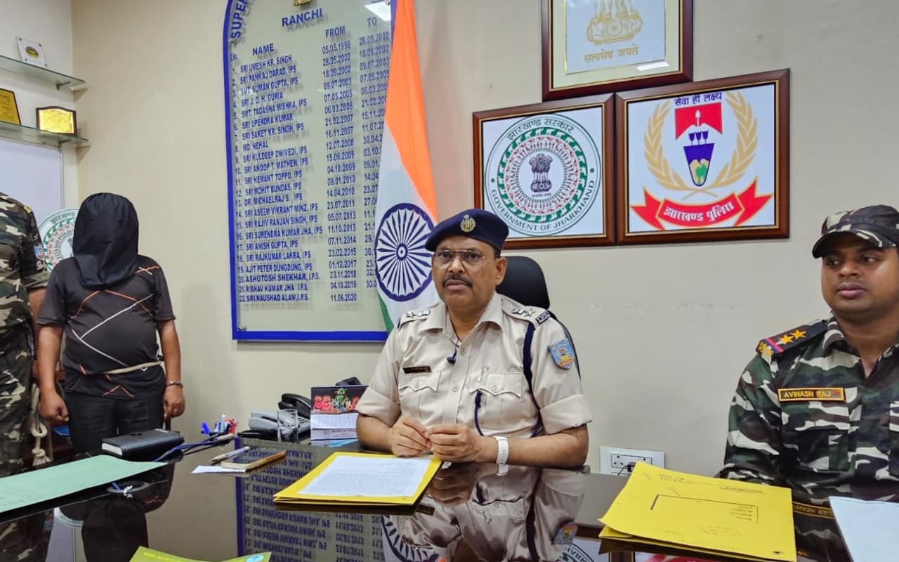 गरीबों का खाता खुलवाकर ठगी का पैसा सेटल करते हैं Cyber Fraud, गिरफ्तार आरोपी ने किया खुलासा