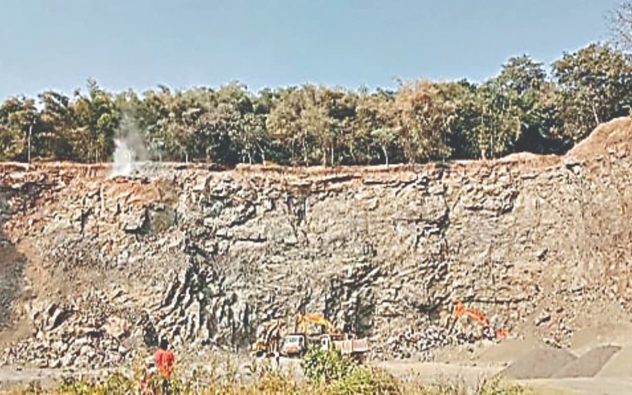 शहीद नीलांबर-पीतांबर के गांव का होगा कायाकल्प, मिलेगी हर सुविधा, बोले मंत्री मिथिलेश ठाकुर