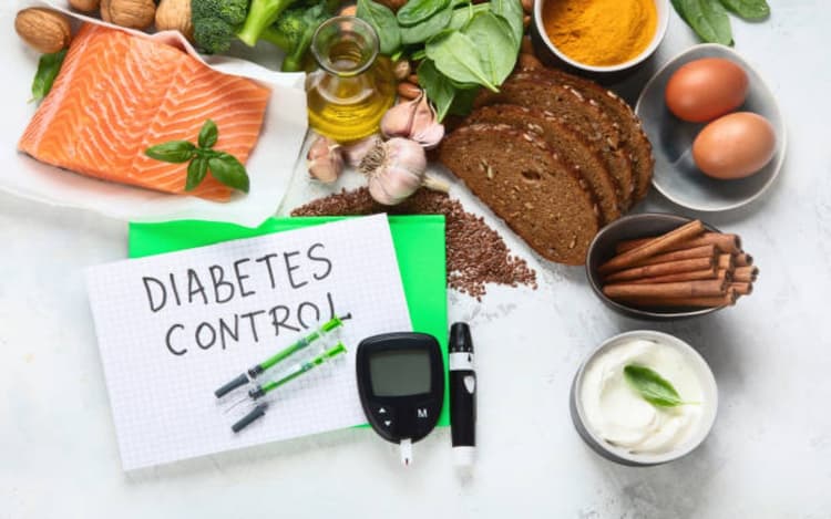 Diabetes Control Tips In Summers: गर्मियों में डायबिटीज कंट्रोल करने के आसान टिप्स!