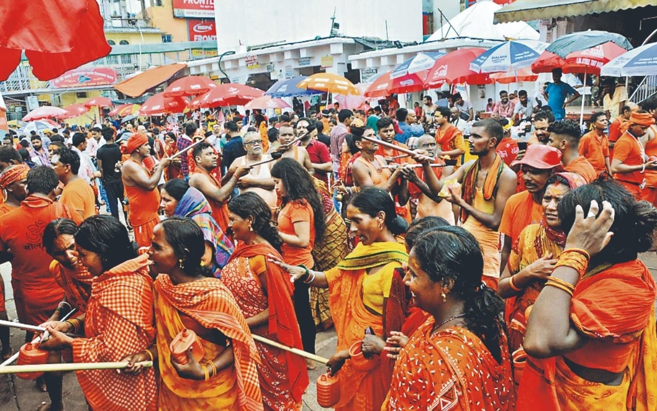देवघर : लेजर शो से दिखेगा बैद्यनाथ मंदिर का इतिहास, शीघ्रदर्शनम का सुबह पांच बजे खुला काउंटर