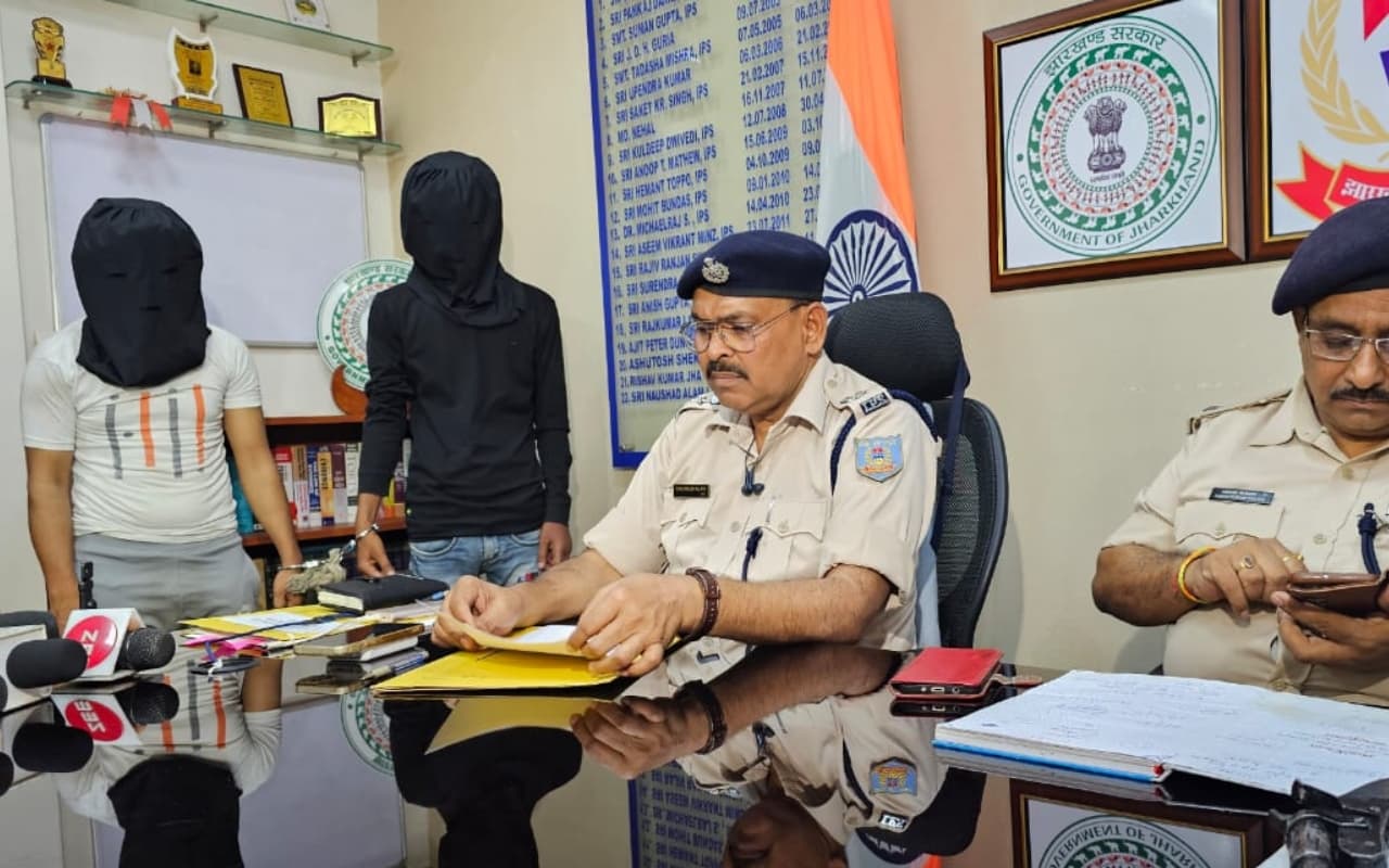 गिरफ्त में आये रांची स्नैचर्स ग्रुप के दो बदमाश, जानें कैसे देते थे घटना को अंजाम?