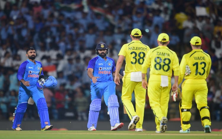 IND vs AUS 2nd T20 Highlights: रोहित शर्मा के तूफान में उड़े कंगारू, मैच जीत की बराबरी, देखें तस्वीरें