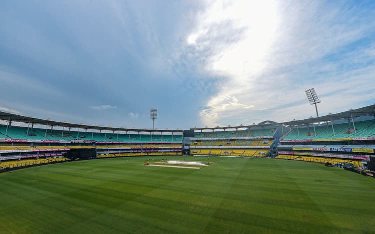 IND vs SA: क्या बारिश बनेगी दूसरे T20 मैच का विलेन? जानें कैसा होगा मौसम का हाल, पिच रिपोर्ट व प्लेइंग XI