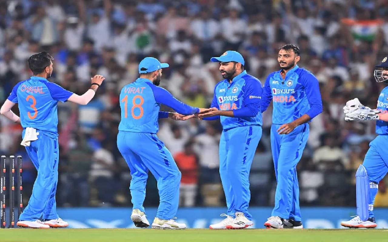 IND vs BAN: बांग्लादेश दौरे के लिए टीम में बड़ा बदलाव, रोहित को मिली कप्तानी, दो नए खिलाड़ी की हुई एंट्री