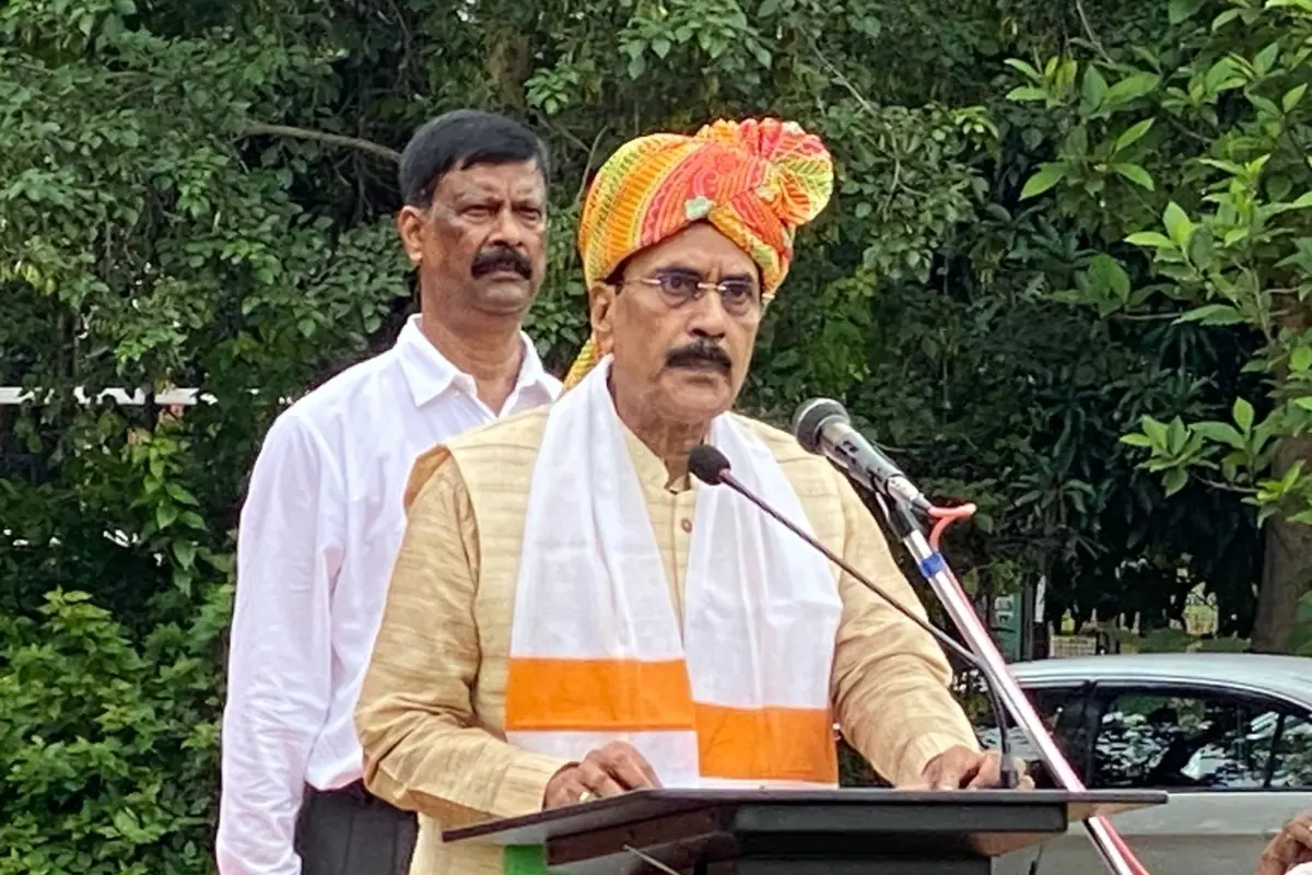 रांची विश्वविद्यालय के वीसी डॉ अजीत कुमार सिन्हा ने गिनायीं उपलब्धियां, बोले ई-रिक्शा व पिंक बस की सुविधा जल्द