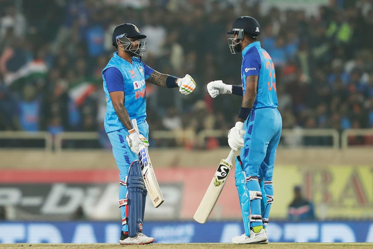 सूर्यकुमार यादव ने तोड़ा MS Dhoni का बड़ा रिकॉर्ड, न्यूजीलैंड के खिलाफ खेली 47 रनों की तूफानी पारी