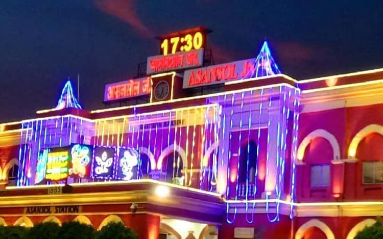 डीआरएम ने आसनसोल-जसीडीह-दुमका सेक्शन का किया निरीक्षण, दुर्गापुर में कोयलाकर्मियों ने किया प्रदर्शन