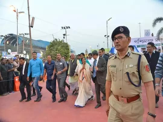 विवेक सहाय की जगह ममता बनर्जी के सुरक्षा निदेशक बने ज्ञानवंत सिंह विवेक सहाय की जगह ममता बनर्जी के सुरक्षा निदेशक बने ज्ञानवंत सिंह
