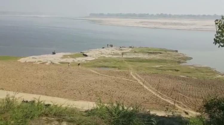 गढ़वा के डंडई में तेजी से हो रहा है नदियों का अतिक्रमण