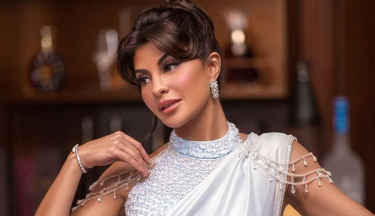 Jacqueline Fernandez की मां को पड़ा दिल का दौरा, बहरीन के अस्पताल में एडमिट, जानें लेटेस्ट अपडेट
