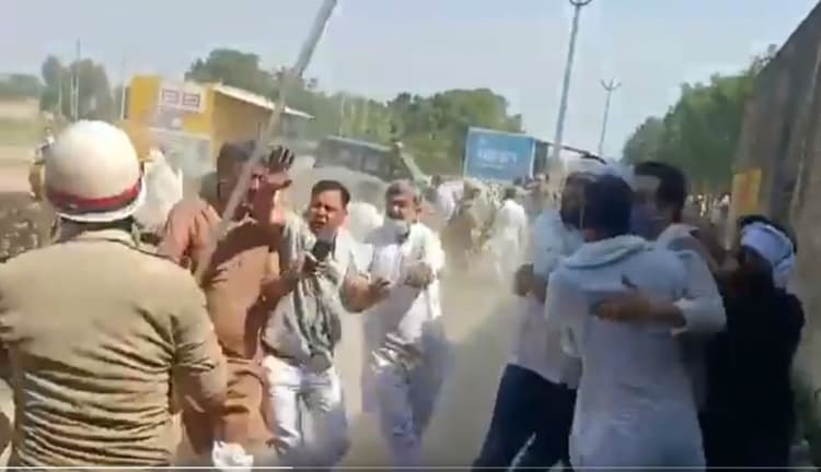 हाथरस में पीड़ित परिवार से मिलने गए चौधरी चरण सिंह के पोते पर पुलिस ने भांजी लाठियां, देखिए VIDEO