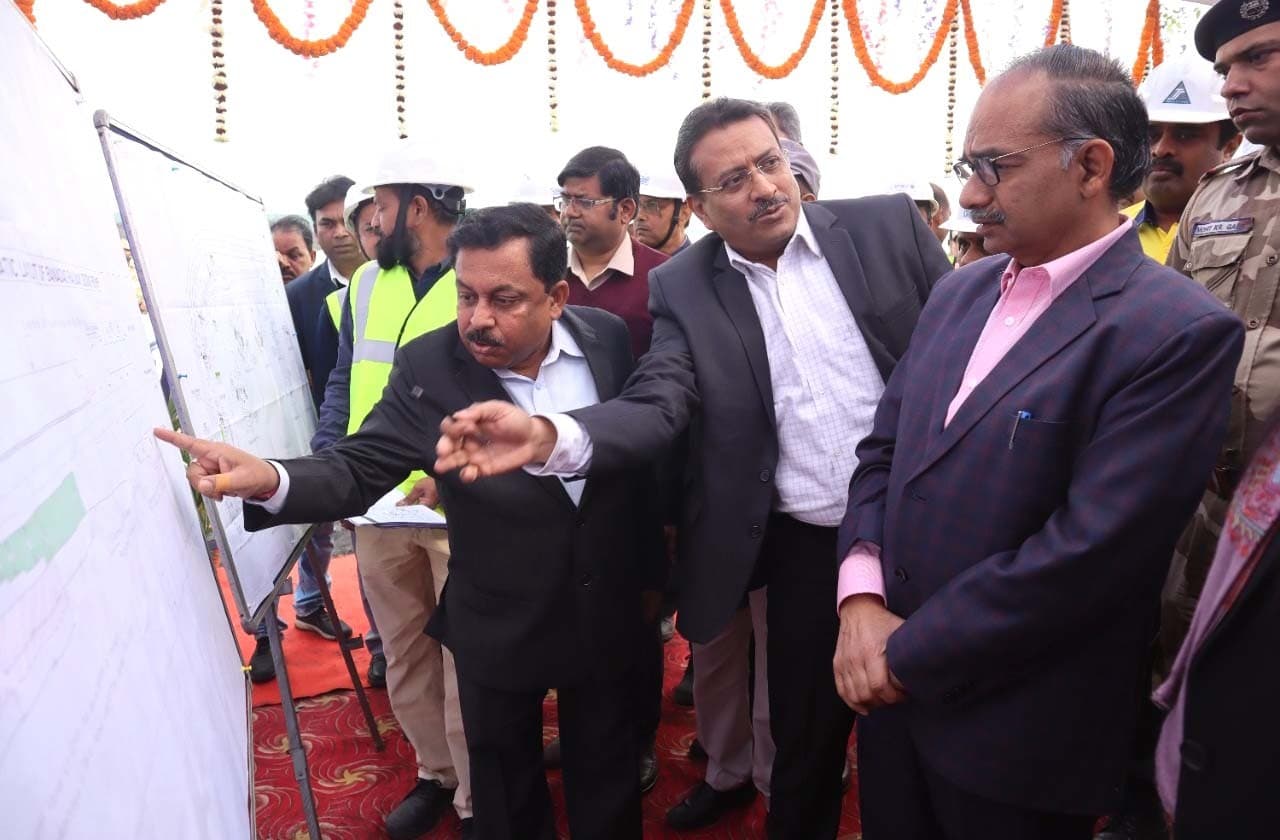 झारखंड में बोले ऊर्जा सचिव आलोक कुमार- बानादाग से हजारीबाग तक रेल लाइन होगी डबल