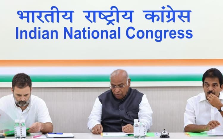 Lok Sabha Election 2024: कांग्रेस ने उम्मीदवारों की 6ठी सूची जारी की, राजस्थान और तमिलनाडु से इन्हें मैदान में उतारा