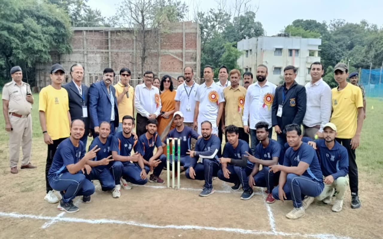 Jharkhand: राज्यस्तरीय मूक-बधिर क्रिकेट टूर्नामेंट में धनबाद को 6 विकेट से हराकर रांची बना चैंपियन