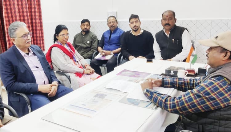 Hazaribagh News: गिद्दी को बनाया जायेगा कचरा मुक्त कॉलोनी, क्वार्टरों का कचरा सीधे प्रबंधन प्लांट में जायेगा