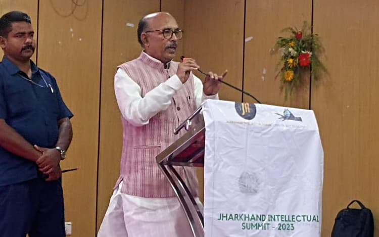 स्पीकर रबींद्र नाथ महतो बोले- झारखंड अपने संसाधनों के कारण ही शोषण और दमन का शिकार रहा है