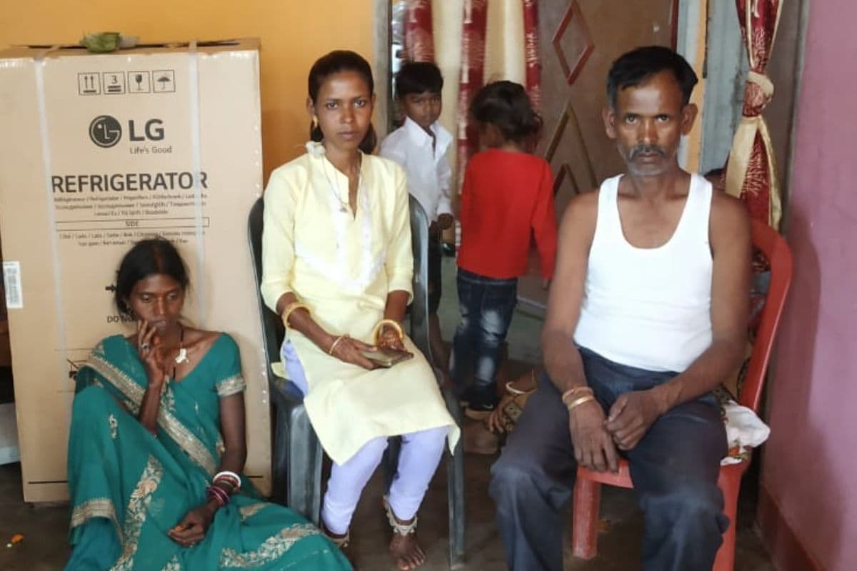 रांची में भीषण सड़क हादसा : सिकिदिरी के सांडी गांव में हाई स्पीड कार ने 20 बारातियों को कुचला, 3 की मौत