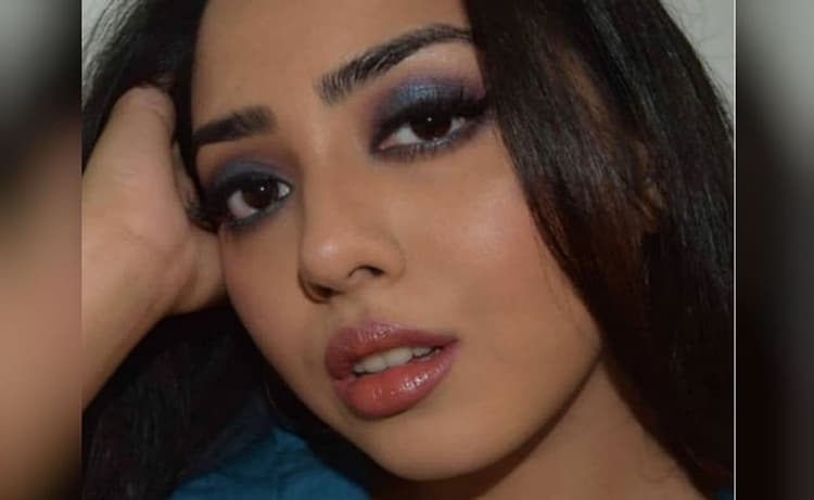 Taarak Mehta Ka Ooltah Chashmah : फैंस को दीवाना बना रही है झील मेहता की 'मिरर सेल्फी', 'पुरानी सोनू' का ये अंदाज सोशल मीडिया पर वायरल