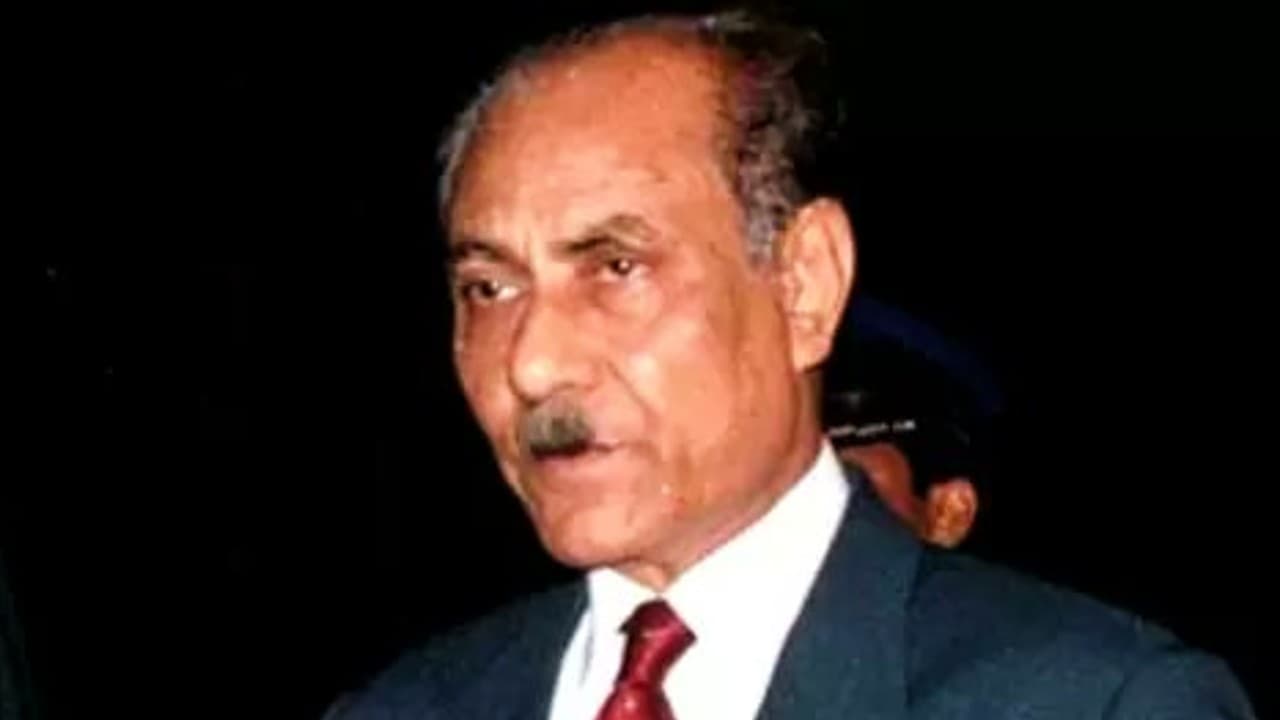 बांग्लादेश के पूर्व अंतरिम राष्ट्रपति जस्टिस शहाबुद्दीन अहमद का निधन बांग्लादेश के पूर्व अंतरिम राष्ट्रपति जस्टिस शहाबुद्दीन अहमद का निधन