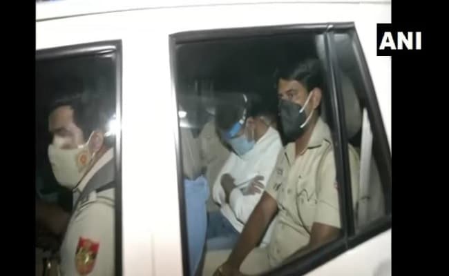 ऑक्सीजन कंसंट्रेटर की कालाबाजारी मामले में आरोपी नवनीत कालरा को दिल्ली की कोर्ट ने तीन दिनों की पुलिस रिमांड में भेजा