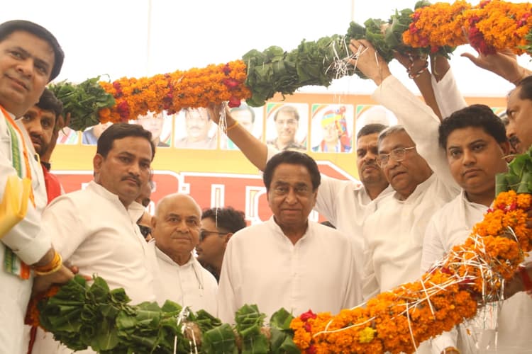 मध्य प्रदेश में टिकट कटने के बाद भी बीजेपी के लोग खुश क्यों ? कमलनाथ ने बतायी वजह