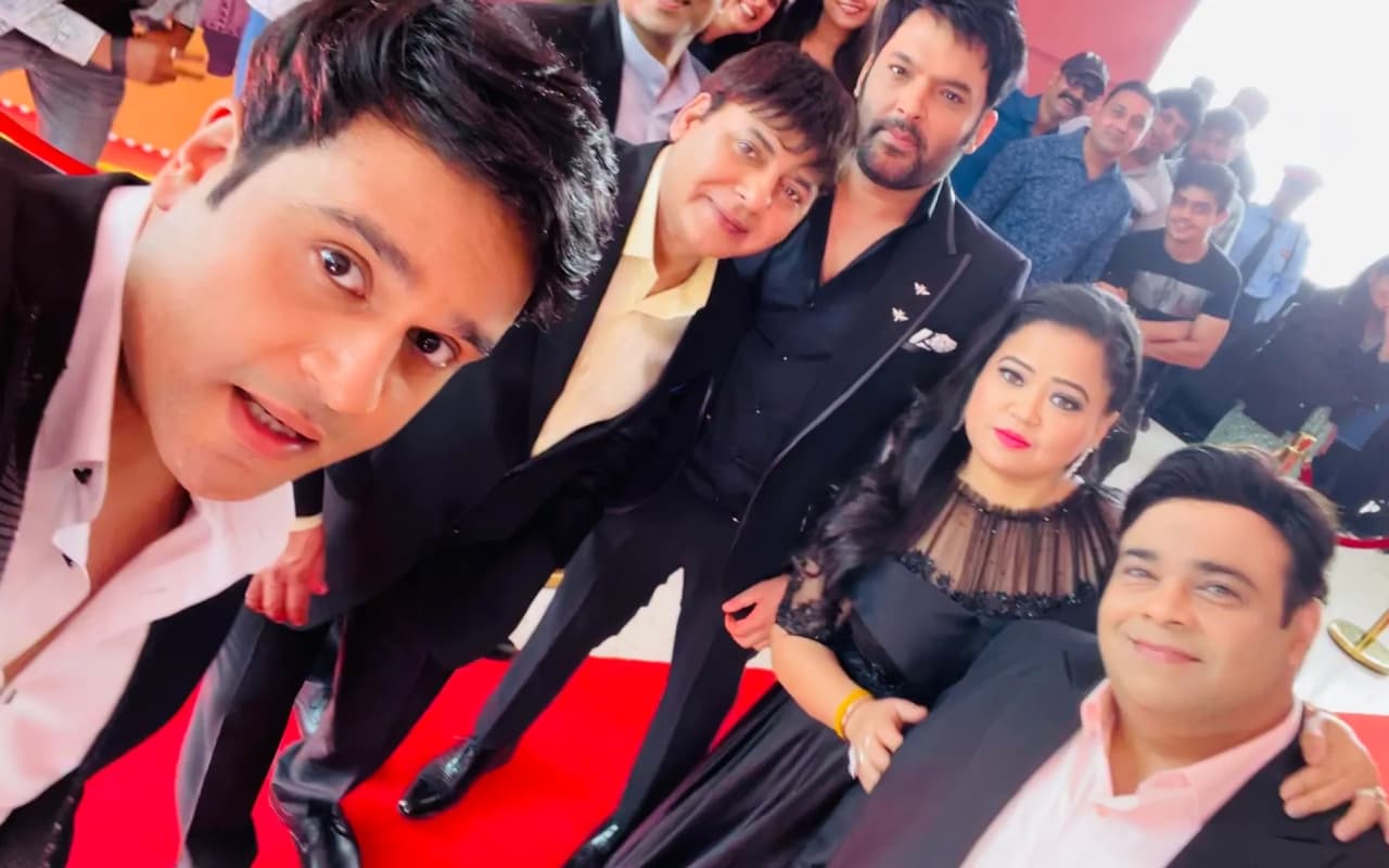 Kapil Sharma शो के इस एक्टर पर टूटा दुखों का पहाड़, 2 महीने के अंदर खोया अपने माता-पिता को, कहा- मैंने कभी…