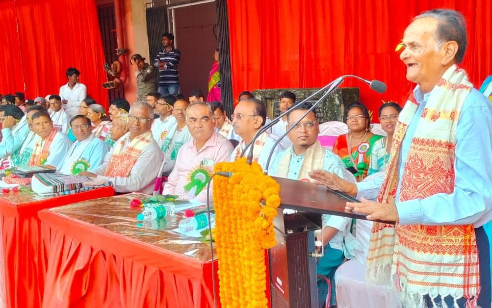 डीएसपीएमयू में करम पूजा की धूम, हर गांव में बनेगा अखड़ा, बोले झारखंड के वित्त मंत्री डॉ रामेश्वर उरांव