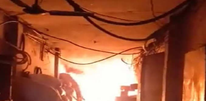 मुजफ्फरपुर में धू-धू कर जल गयी जिला प्रदूषण यूनिट, कंट्रोल रूम के कर्मी ड्यूटी से मिले गायब