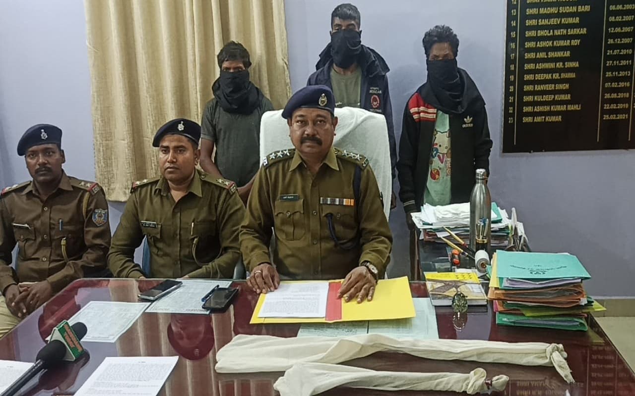 Crime News: डबल मर्डर का खुलासा, लिव-इन पार्टनर ही निकली कातिल, तीन आरोपी अरेस्ट, मुख्य आरोपी समेत तीन फरार
