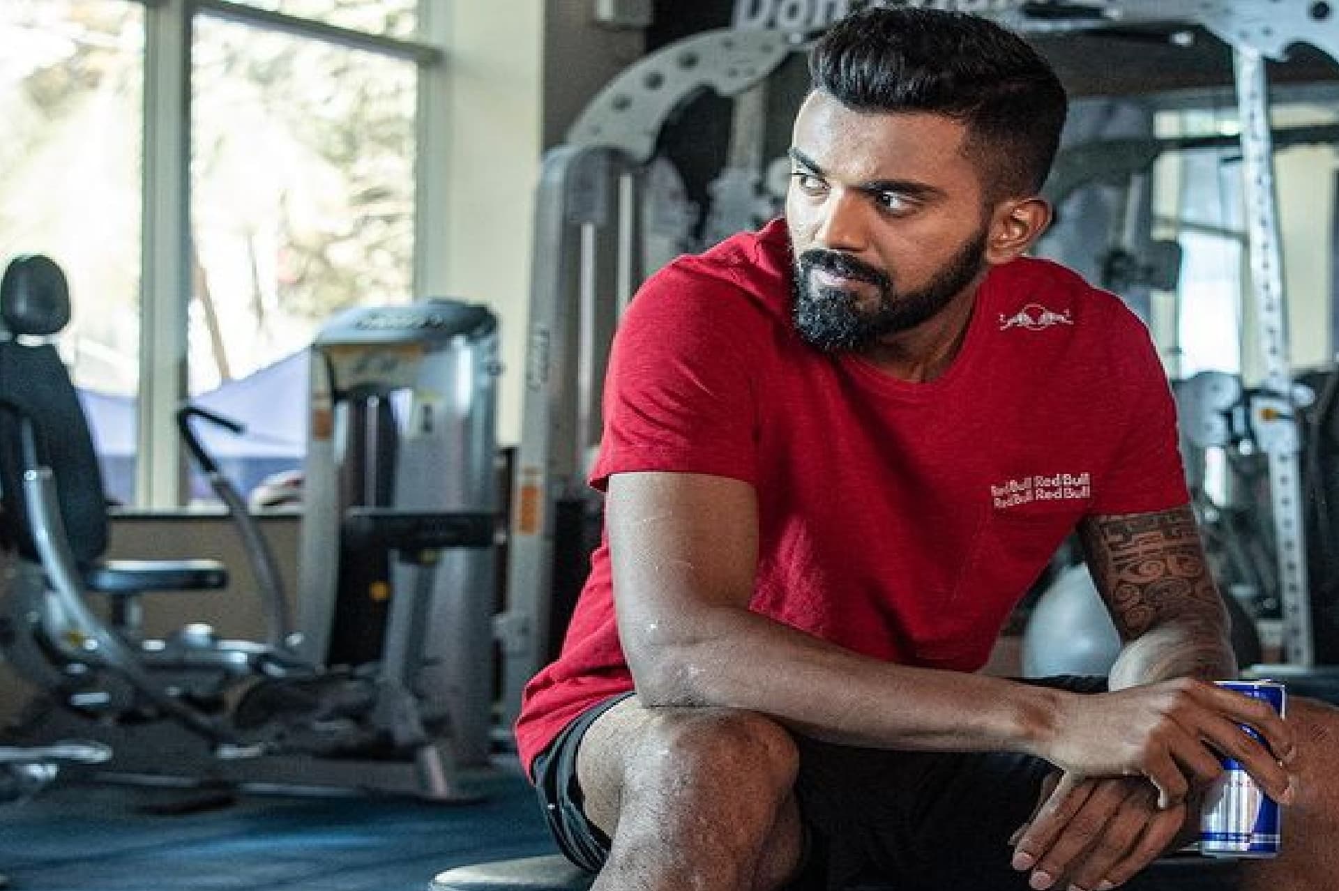 KL Rahul Lifestyle: केएल राहुल जीते हैं Luxury Life, महंगी कार और घड़ियों के हैं शौकीन, करोड़ों की है कमाई KL Rahul Lifestyle: केएल राहुल जीते हैं Luxury Life, महंगी कार और घड़ियों के हैं शौकीन, करोड़ों की है कमाई