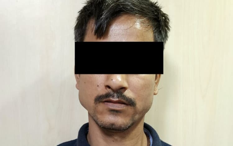 पाकिस्तानी खुफिया एजेंसी को सूचना भेजता था दरभंगा का भक्त बंशी झा! कोलकाता से एसटीएफ ने किया गिरफ्तार