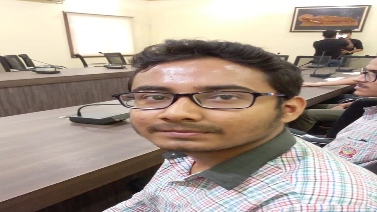 CBSE 12th Result 2022: साइंस में कृष्णांशु- वैष्णवी, कॉमर्स में केशव-सोनल और आर्ट्स में तनुश्री जिला टॉप CBSE 12th Result 2022: साइंस में कृष्णांशु- वैष्णवी, कॉमर्स में केशव-सोनल और आर्ट्स में तनुश्री जिला टॉप