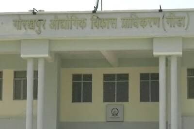 गोरखपुरः उद्योग विभाग कर रहा ग्राउंड ब्रेकिंग सेरेमनी की तैयारी, 14000 से अधिक लोगों को मिलेगा रोजगार का अवसर