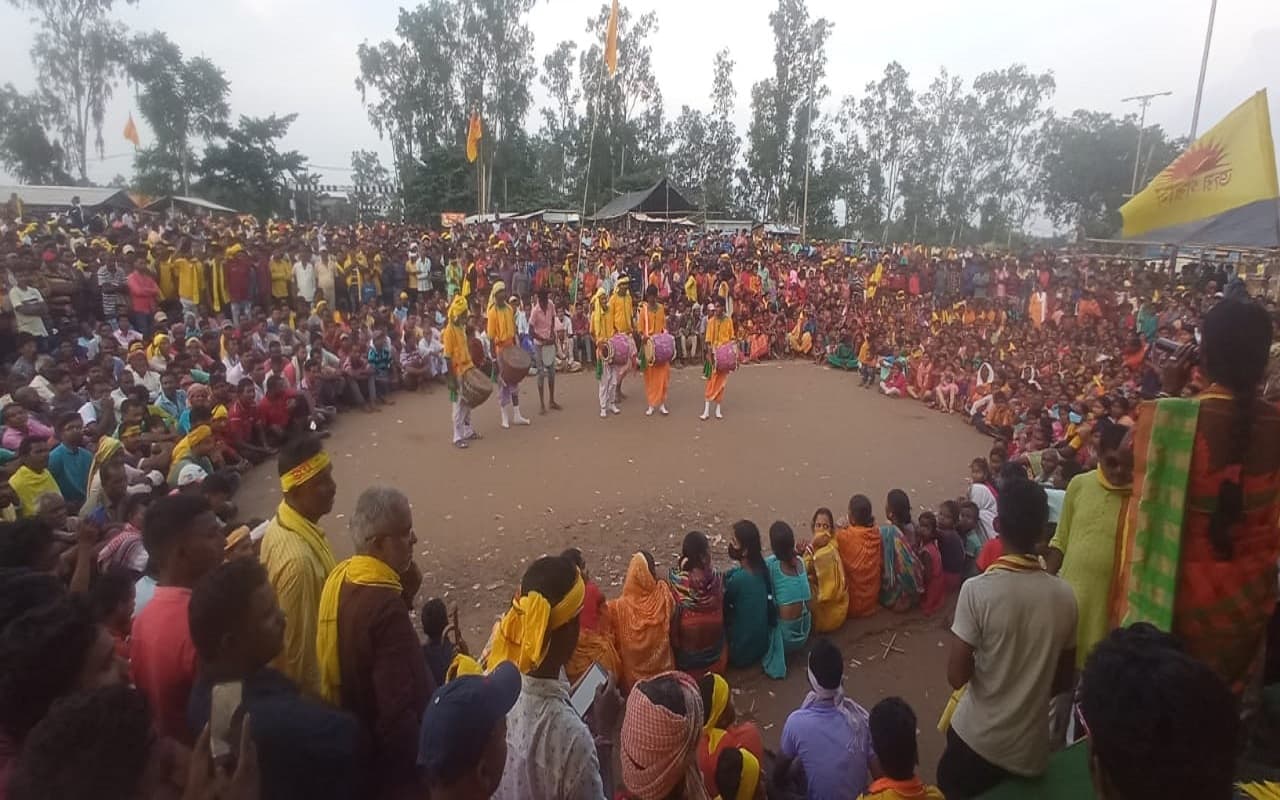 Kurmi Protest: झारखंड में कुड़मी समाज का रेल रोको आंदोलन 5वें दिन समाप्त, अनूप महतो ने कही ये बात