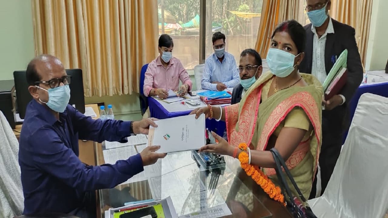 Mandar Assembly Byelection:रांची का मांडर विधानसभा उपचुनाव कराया जायेगा इकोफ्रेंडली, पढ़िए क्या है तैयारी Mandar Assembly Byelection:रांची का मांडर विधानसभा उपचुनाव कराया जायेगा इकोफ्रेंडली, पढ़िए क्या है तैयारी