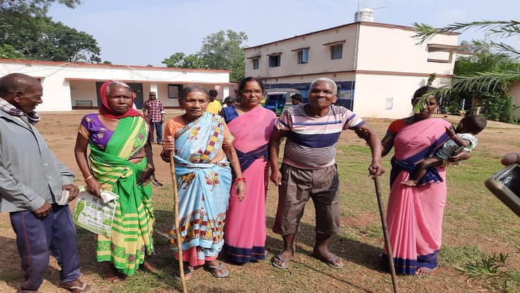 Mandar By-Election: मांडर विधानसभा उपचुनाव में वोटिंग को लेकर महिला, बुजुर्गों व दिव्यांगों में उत्साह