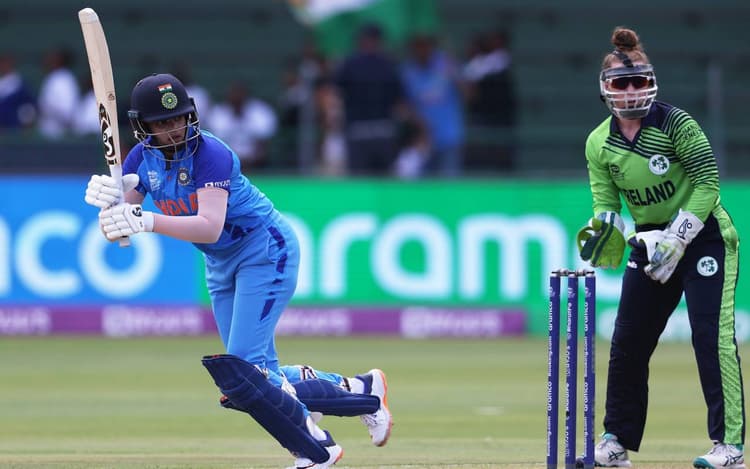 INDW vs IREW T20 WC: सेमीफाइनल में पहुंची टीम इंडिया, आयरलैंड को 5 रन से हराया