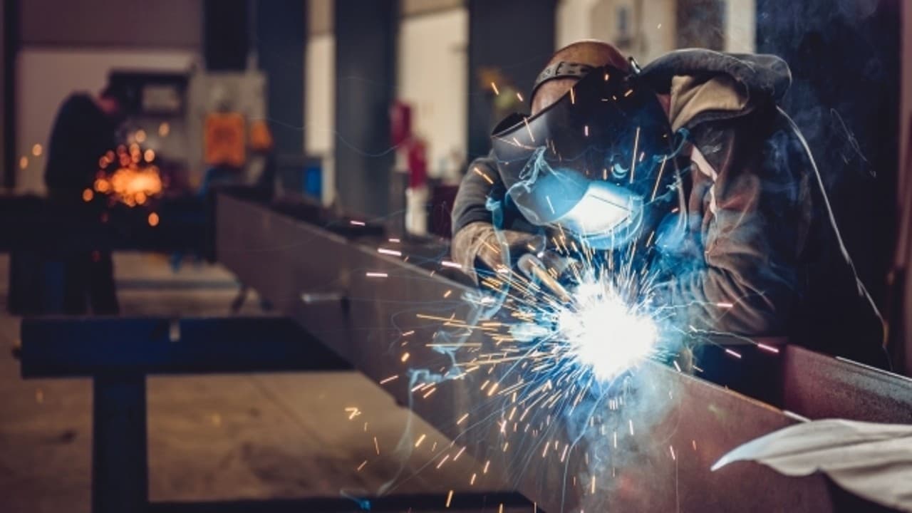 एसएंडपी पीएमआई : कीमतों में बढ़ोतरी के बावजूद भारत के विनिर्माण उद्योग में मजबूती दर्ज