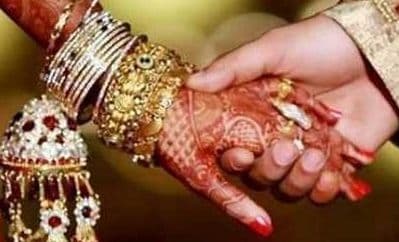 नशे में धुत दोस्तों के साथ रात भर नाचता रहा दूल्हा, किसी और से शादी रचाकर दुल्हन चली गयी ससुराल