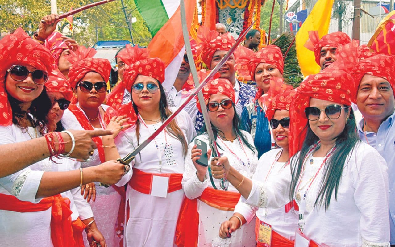 राष्ट्रीय एकता रैली में दिखा महिलाओं का शौर्य, अरुण गुप्ता ने ली झारखंड मारवाड़ी युवा मंच के अध्यक्ष पद की शपथ