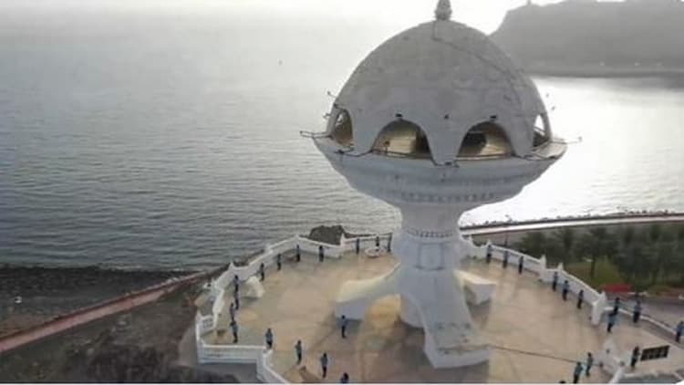 International Yoga Day 2022: मस्कट में योग प्रदर्शन का आयोजन, विदेश राज्य मंत्री ने ट्वीट कर दी जानकारी