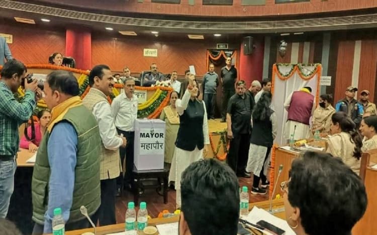 बीजेपी के MCD मेयर इलेक्शन में उम्मीदवार उतरने की संभावना नहीं, जानें किस दिन होंगे चुनाव
