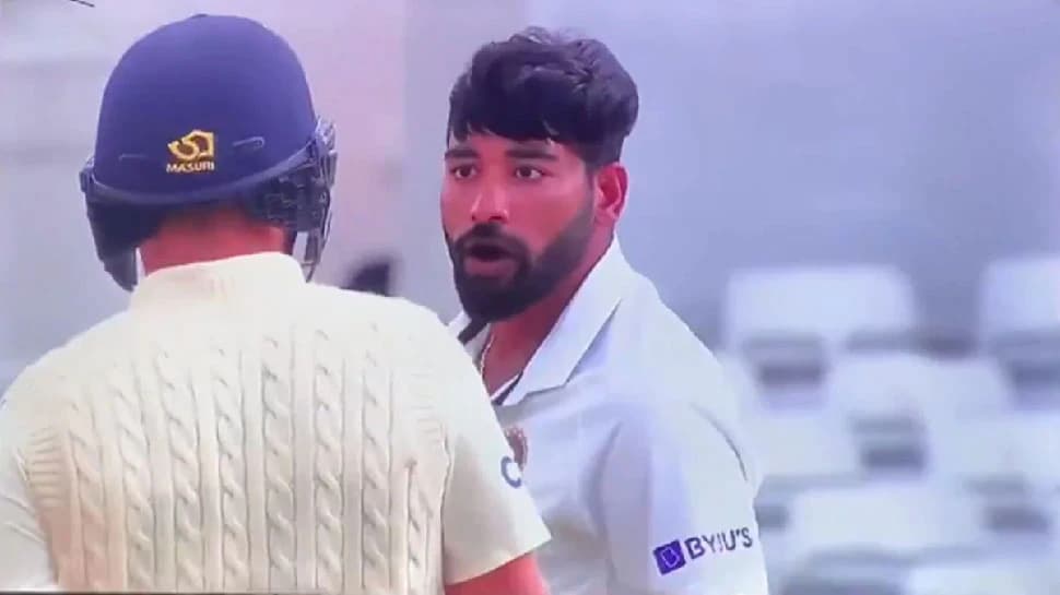 Dhoni के दिलेर सिपाही से भिड़ गए सिराज, पिच पर ही दिखा वोल्टेज ड्रामा, विराट कोहली को करना पड़ा बीच-बचाव Dhoni के दिलेर सिपाही से भिड़ गए सिराज, पिच पर ही दिखा वोल्टेज ड्रामा, विराट कोहली को करना पड़ा बीच-बचाव