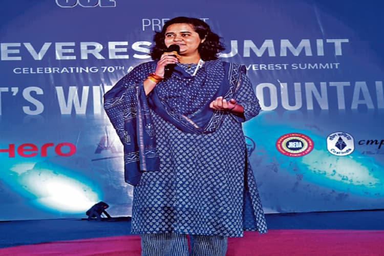 झारखंड: परिवार का नहीं मिला सहयोग, पहली बार चढ़ाई में रीढ़ की हड्डी टूटी, दूसरी कोशिश में फतह किया एवरेस्ट