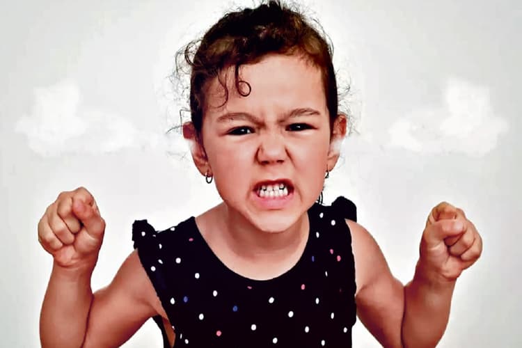 बच्चों के इन संकेतों को न करें नजरअंदाज, नहीं तो मानसिक स्वास्थ्य पर पड़ सकता है गंभीर प्रभाव