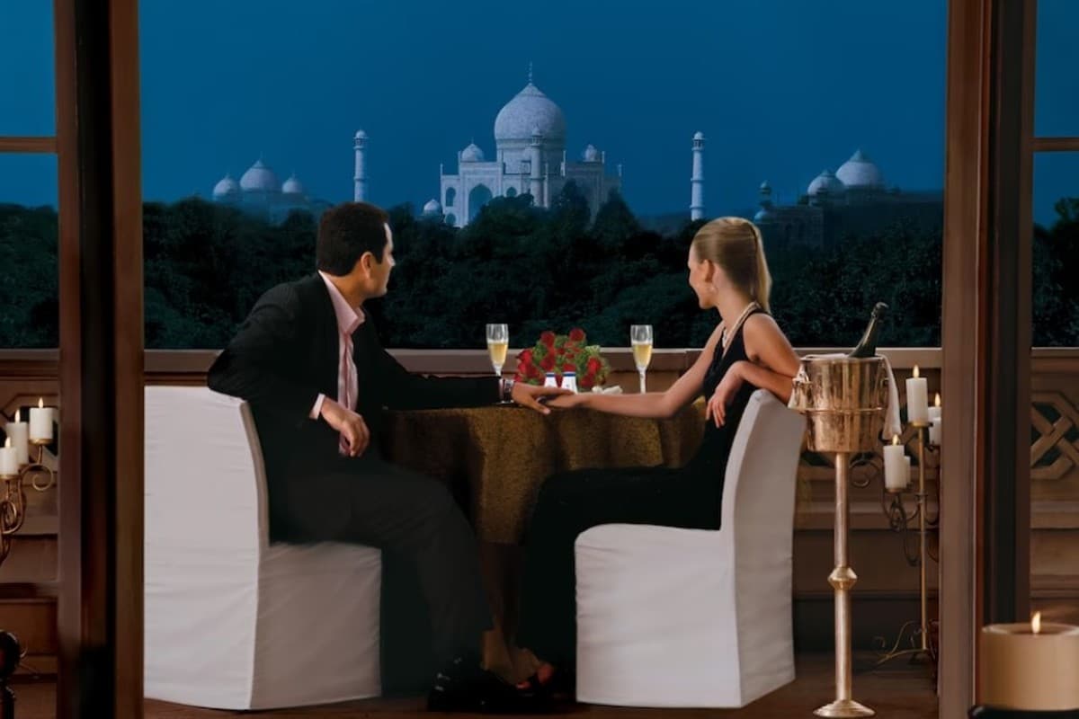 The Oberoi होटल में डिनर करते हुए करें ताजमहल का दीदार, यकीन न हो तो तस्वीरें देख लीजिए, जानें किराया